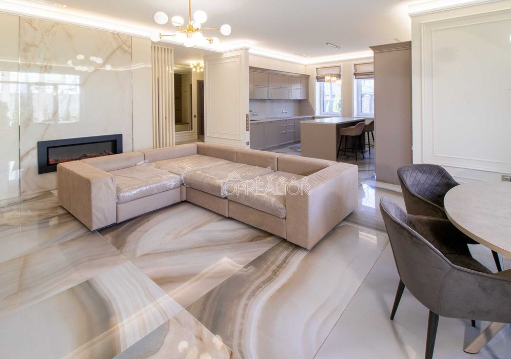 У продажі сучасний будинок с басейном в селищі Лісне! Без комісії!