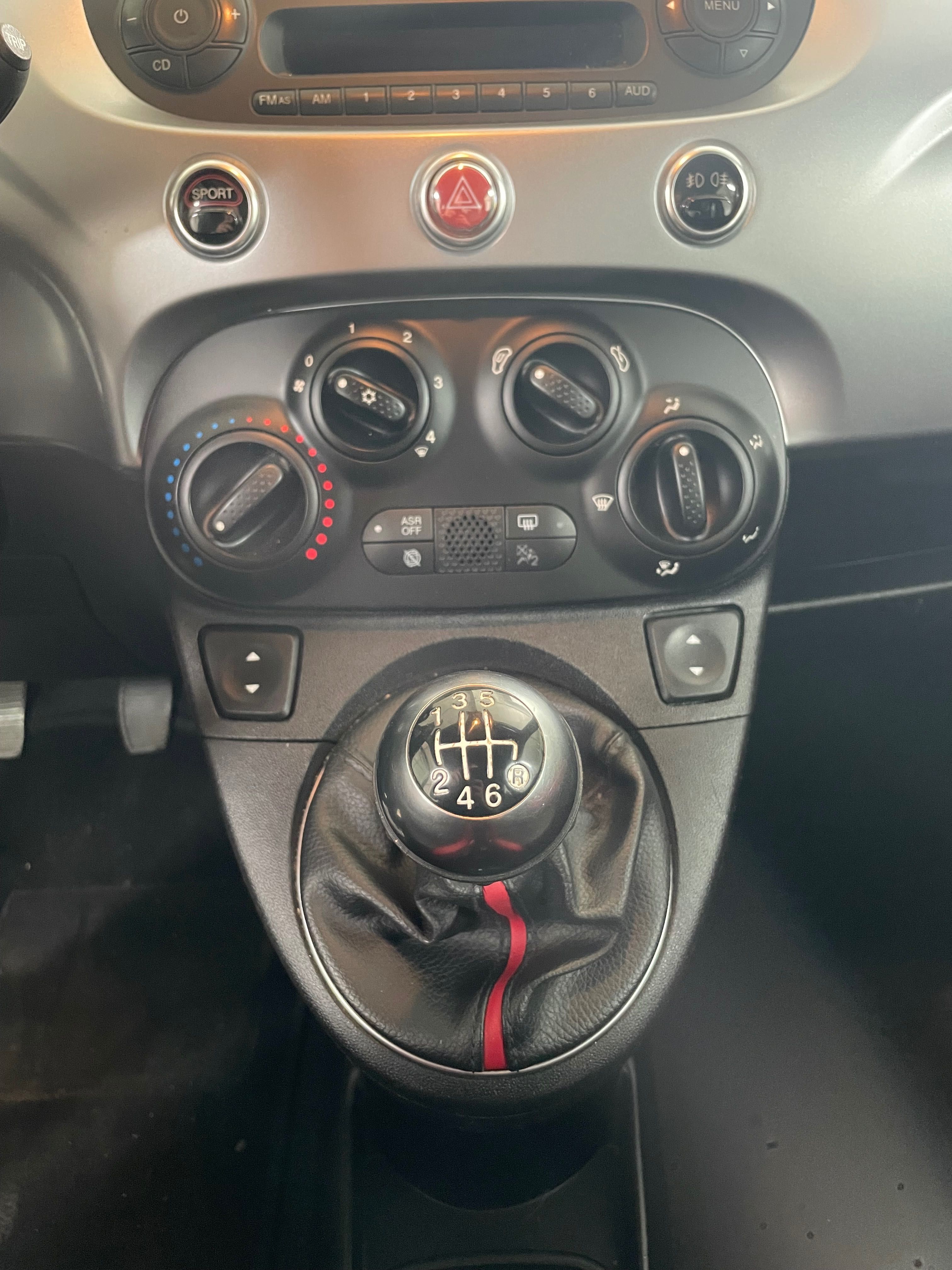 Vendo Fiat 500C com 72169 kms disponivel dia 27/09