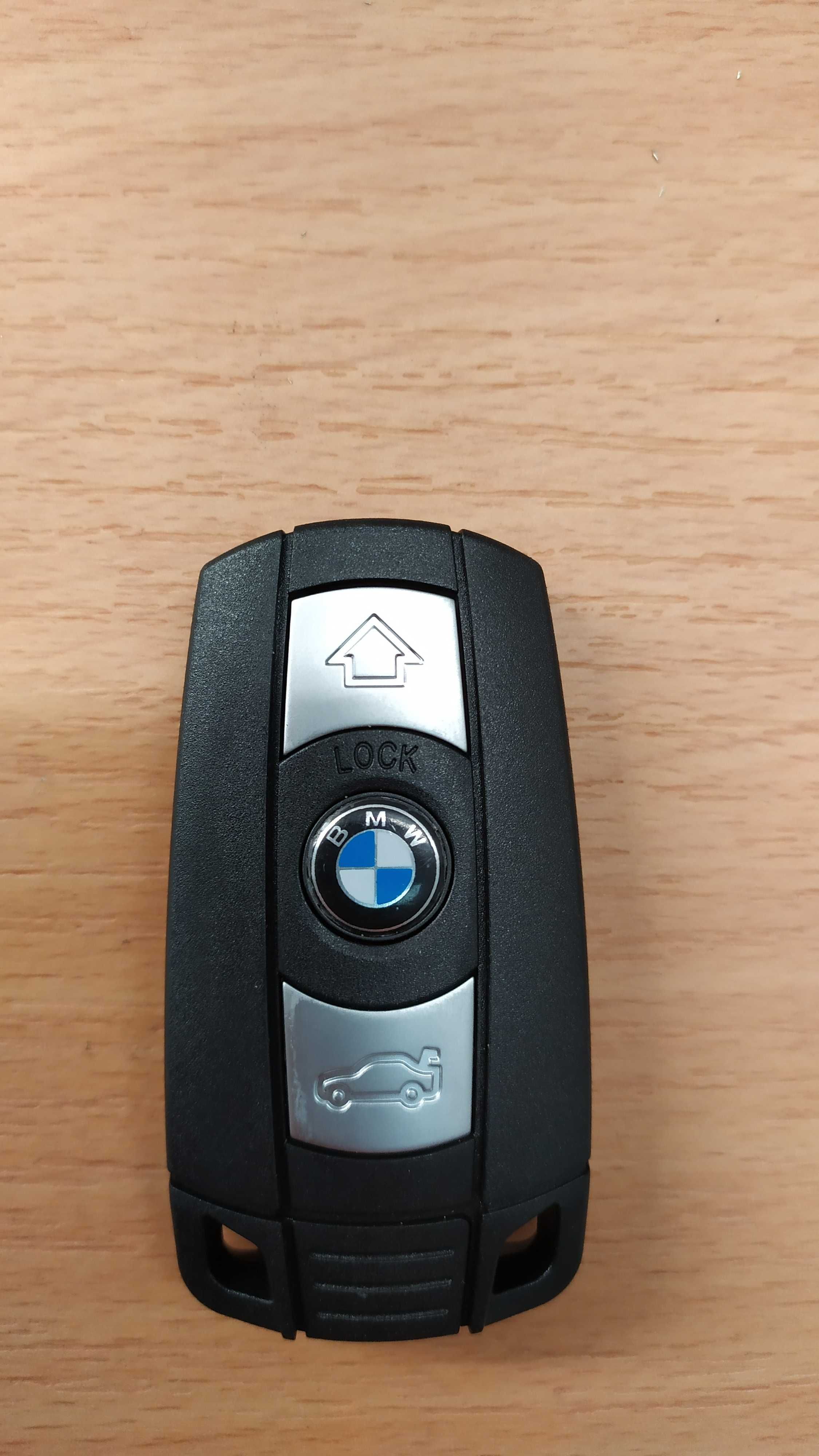 Dorabianie programowanie kluczy kart Renault Bmw Mercedes Vw