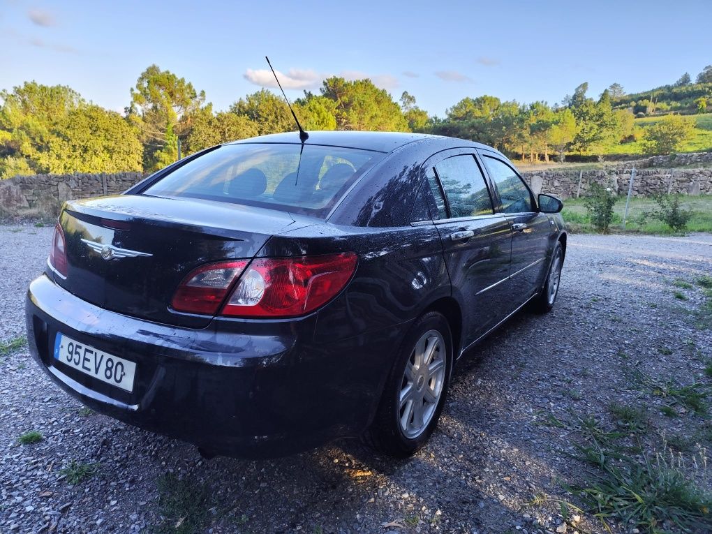Vendo Chrysler Sebring 2.0 crd motor Audi