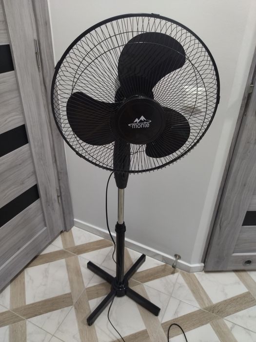 Вентилятор підлоговий