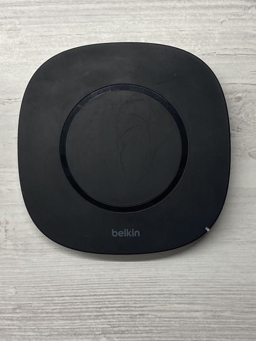 Бездротовий зарядний пристрій Belkin Qi Wireless Charging Pad (F8M747)