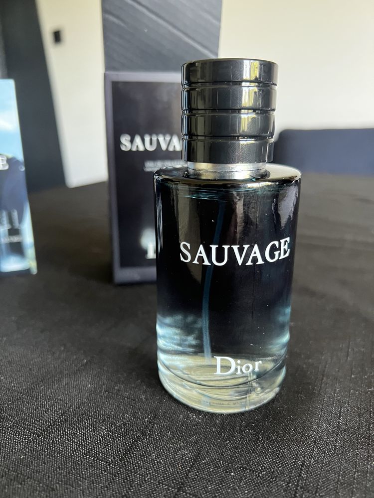 Perfum dior sauvage