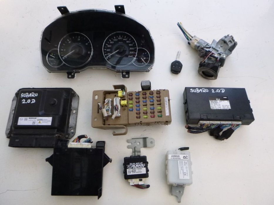 Subaru Legacy V 2,0 D sterownik 22611AP841