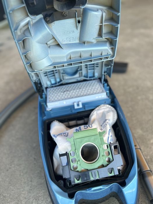 Пилосос Miele. Порохотяг. Пилосмок