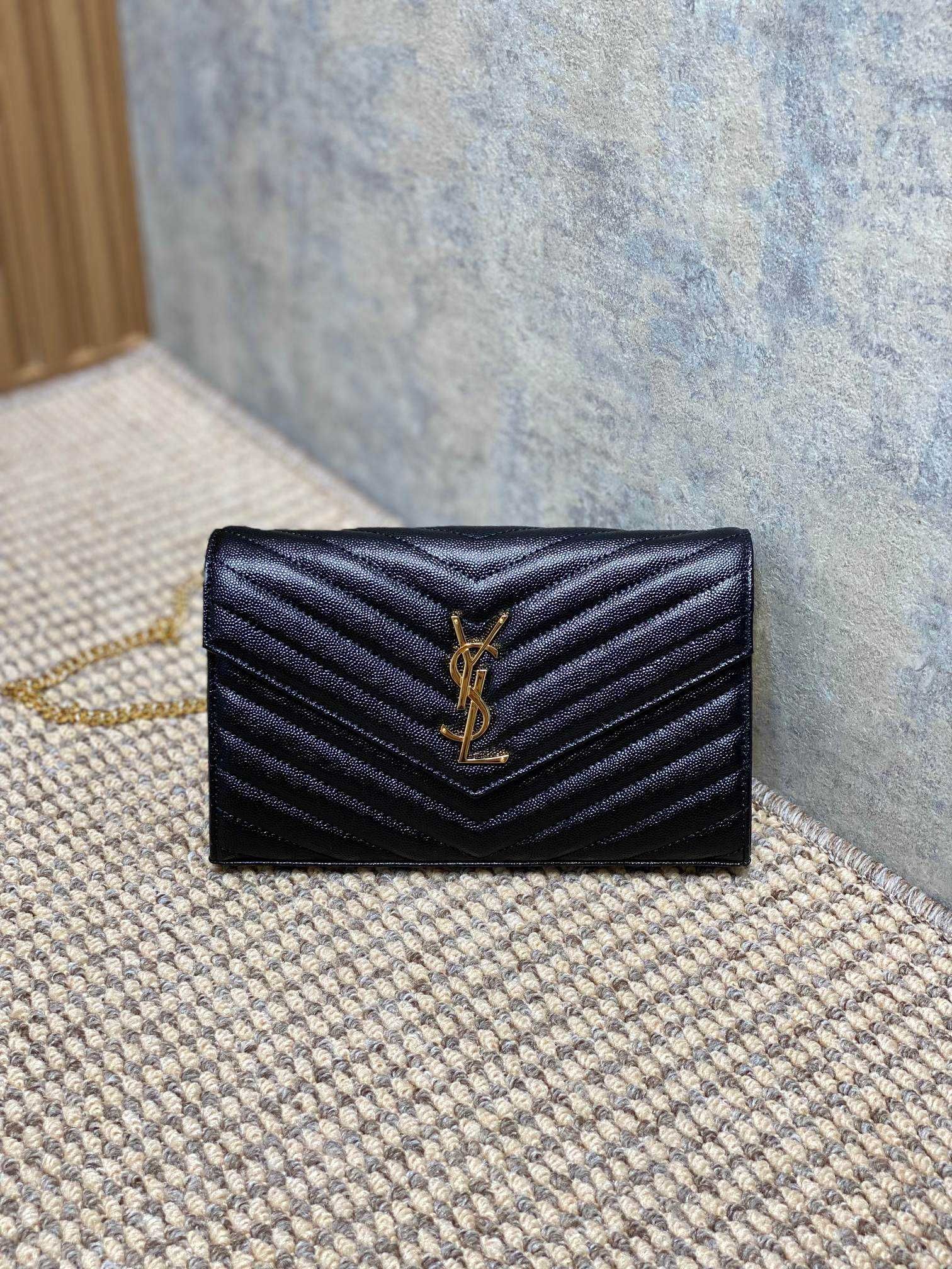 Сумка YSL WOC Yves Saint Laurent