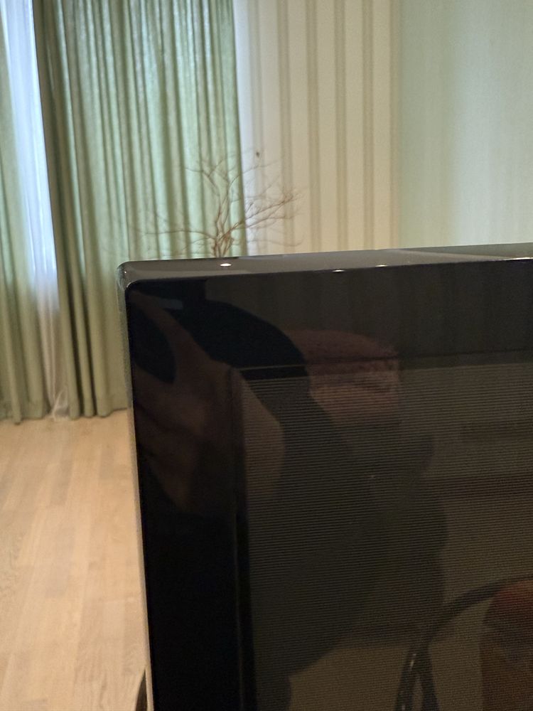 Телевізор SAMSUNG 45”