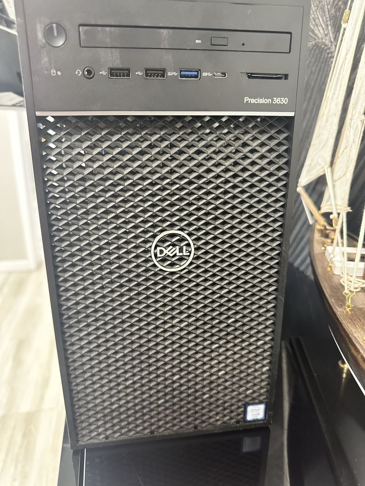 Dell precision 3630 procesor Xenon E-2124 ram 32 ,grafika 8gb