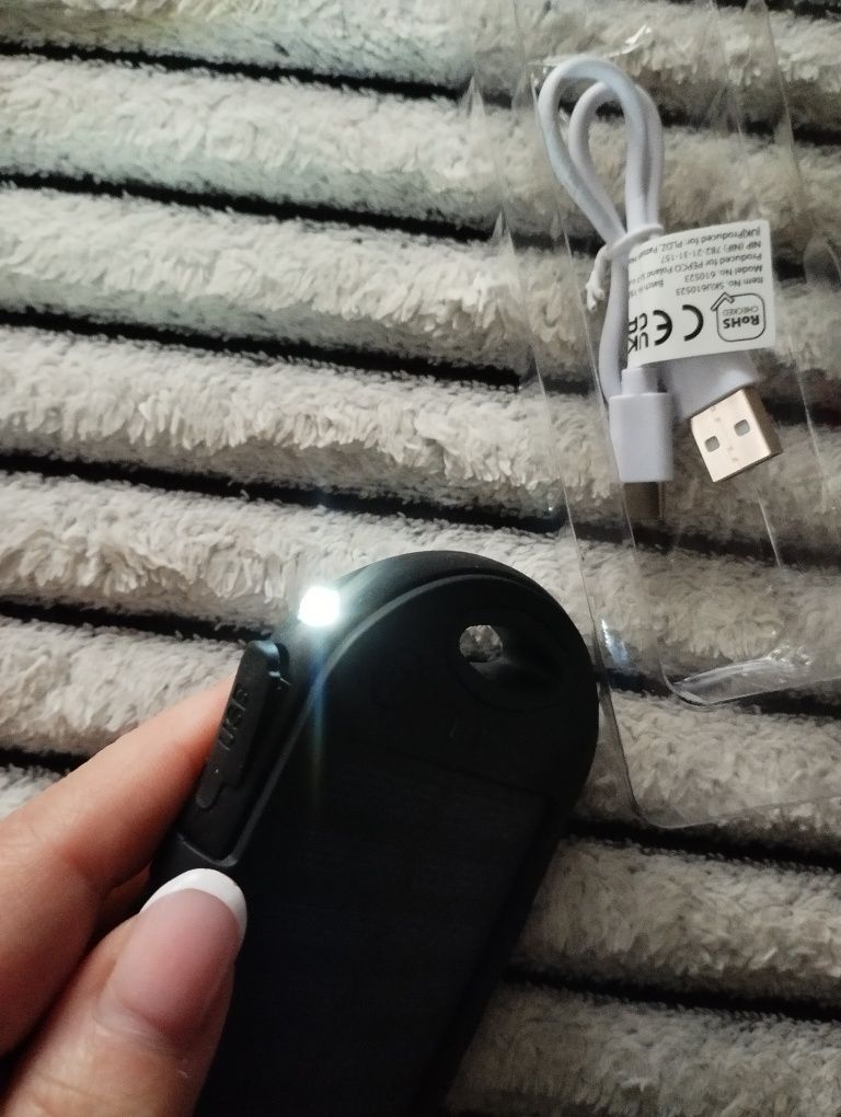Power bank solarny