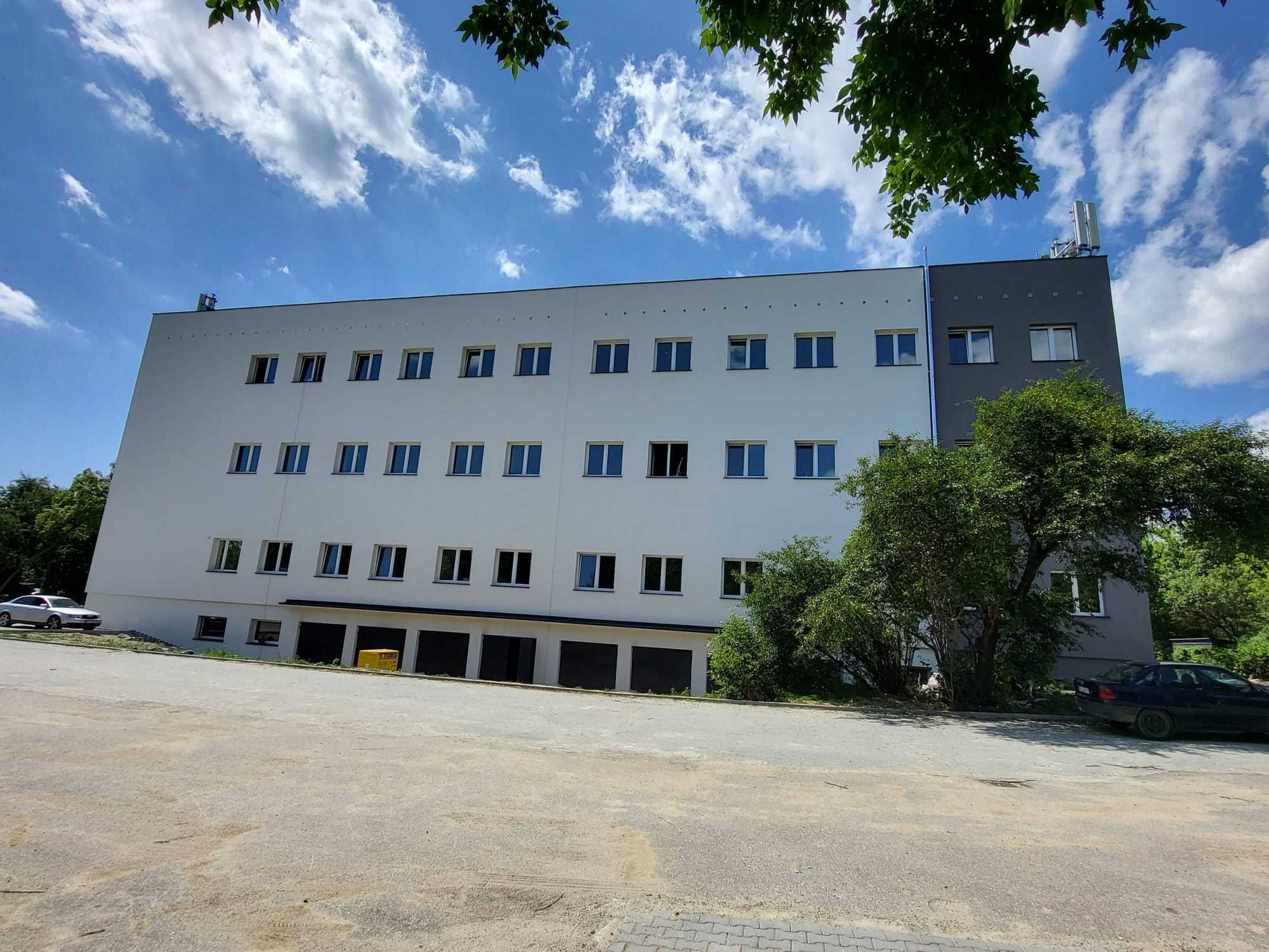 OSTATNI LOKAL Z ANTRESOLĄ - 1 PIĘTRO, 29 mkw. w cenie 18,33 mkw.