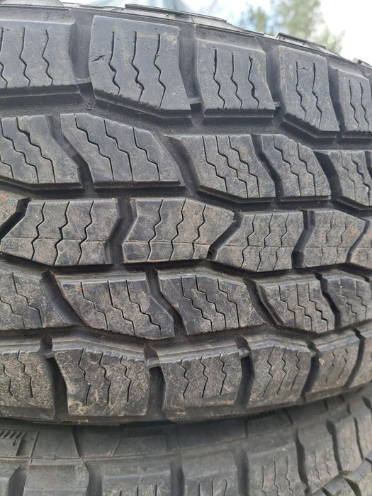 Opony 215/75R17 Cooper Discoverer AT3