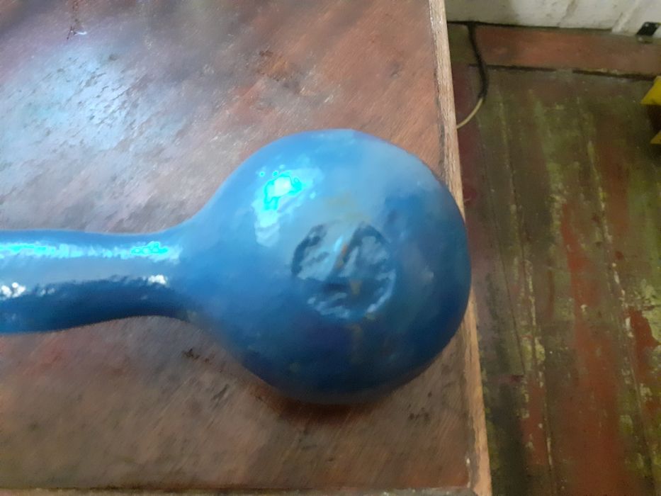 Гантеля 4кг,состояние отличное,