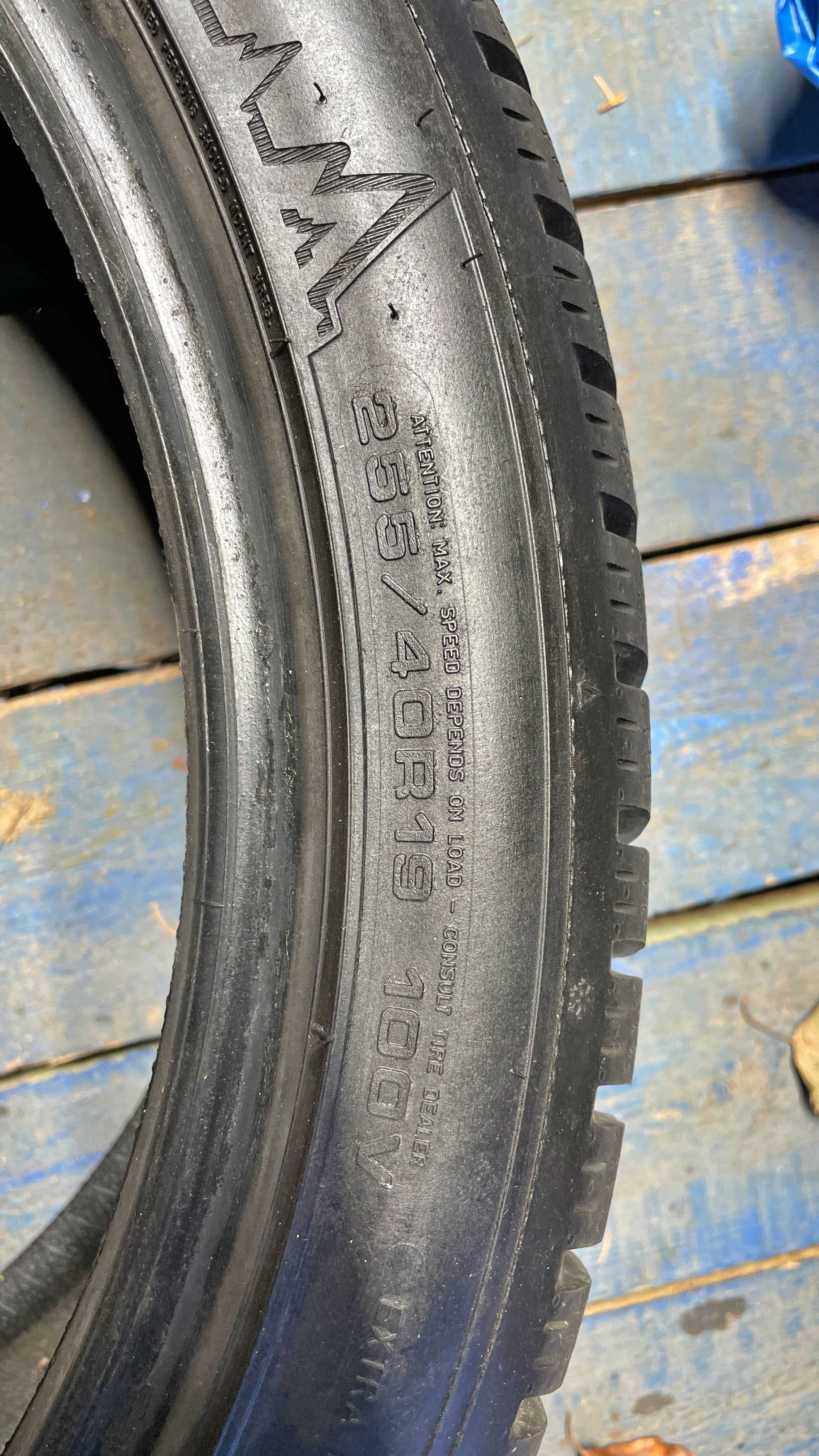 Opony Dunlop Winter Sport 5 255/40 R19