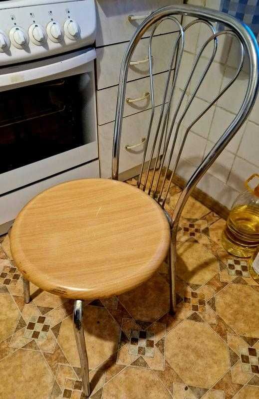 Барный стул хромированный с круглой верзалитовой сидушкой werzslit