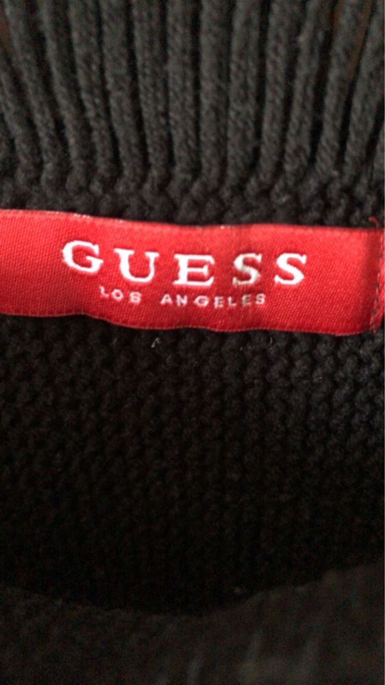 Sweter Guess , dziury, koraliki