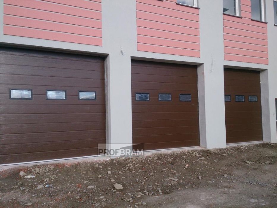 Brama garażowa segmentowa 300x300