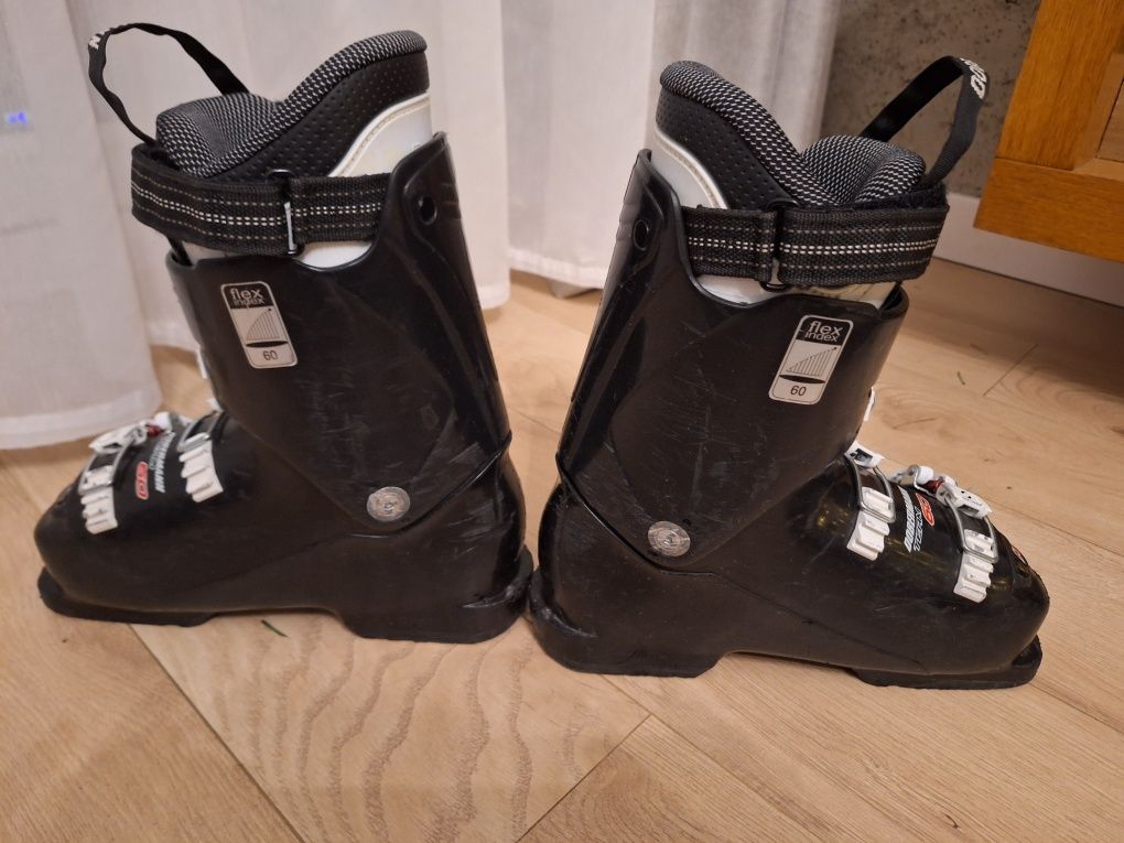 Buty narciarskie eu37. 230-235mm nordica skorupa 278mm czarne