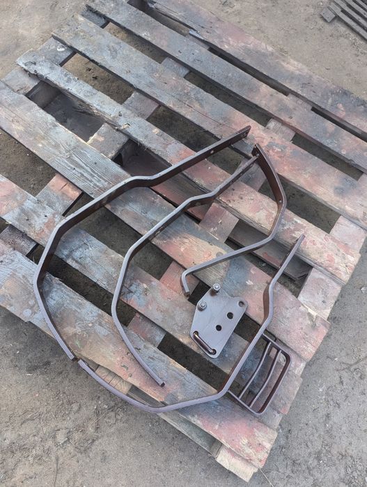 Кронштейн кріплення передніх крил МТЗ 80 МТЗ 82 крила передні МТЗ 80