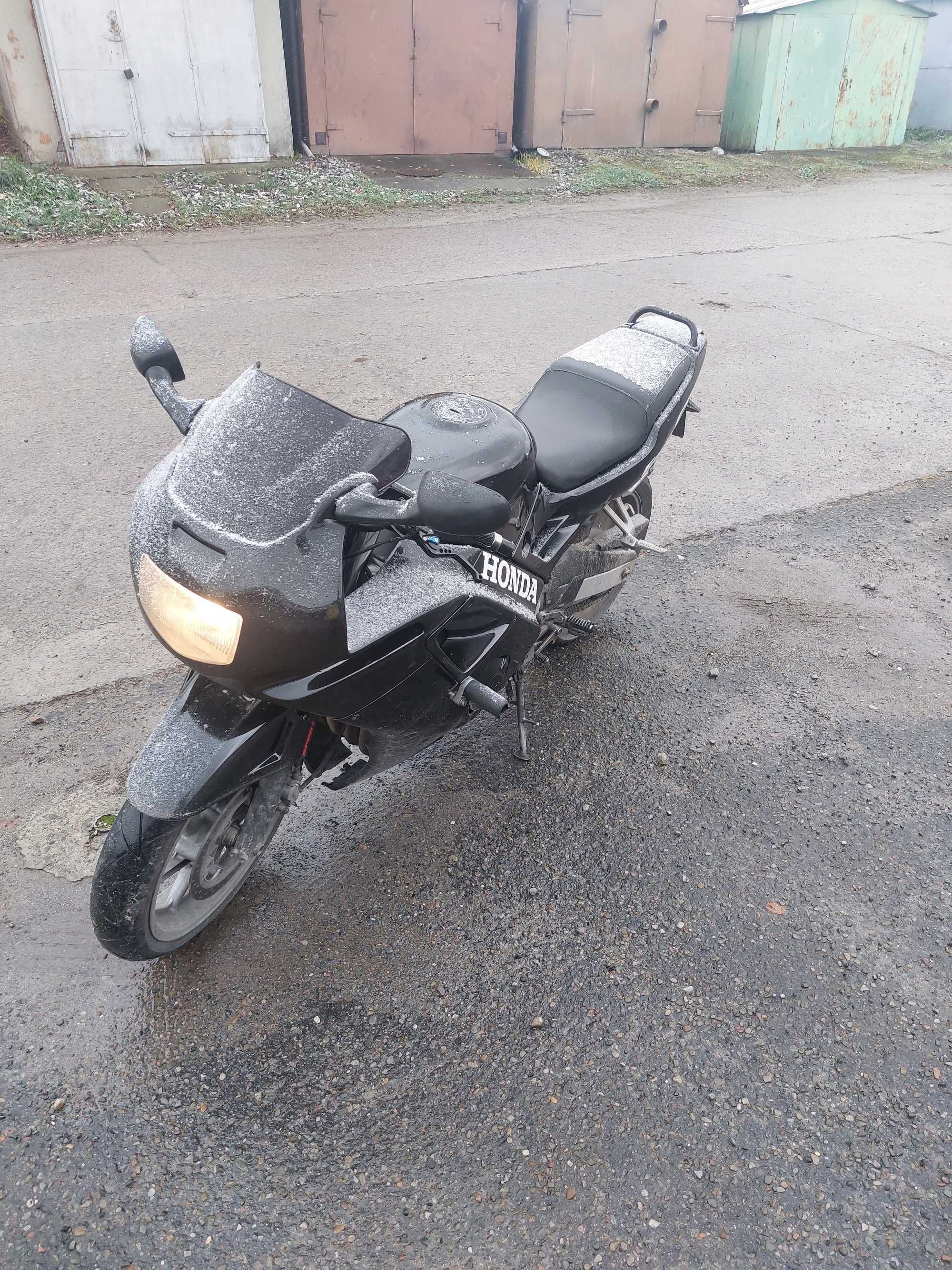 Honda cbr600 f2,продам мотоцикл