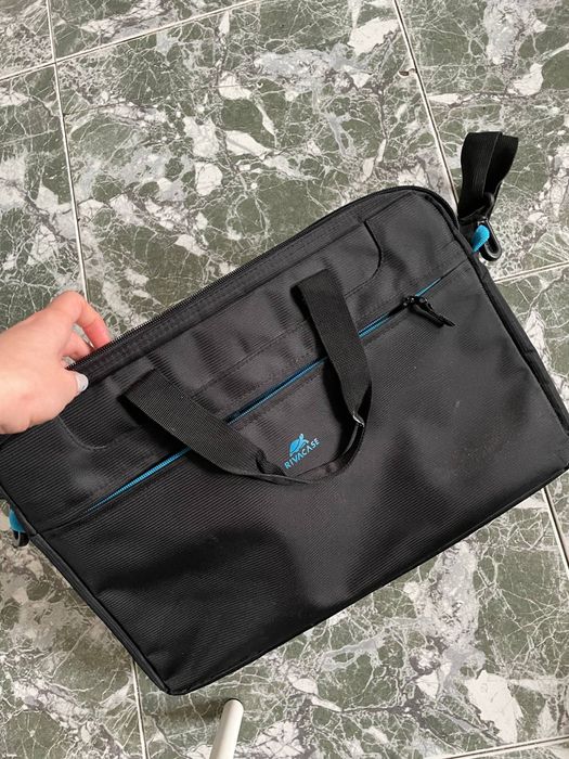 Продам сумку для ноутбука Rivacase 15.6" Regent (8037)