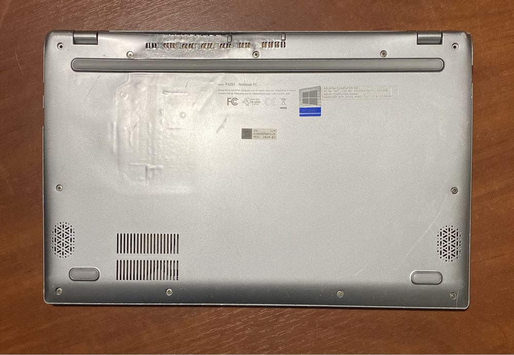 Ноутбук Asus F420U 13.3"/ на запчастини! N2457