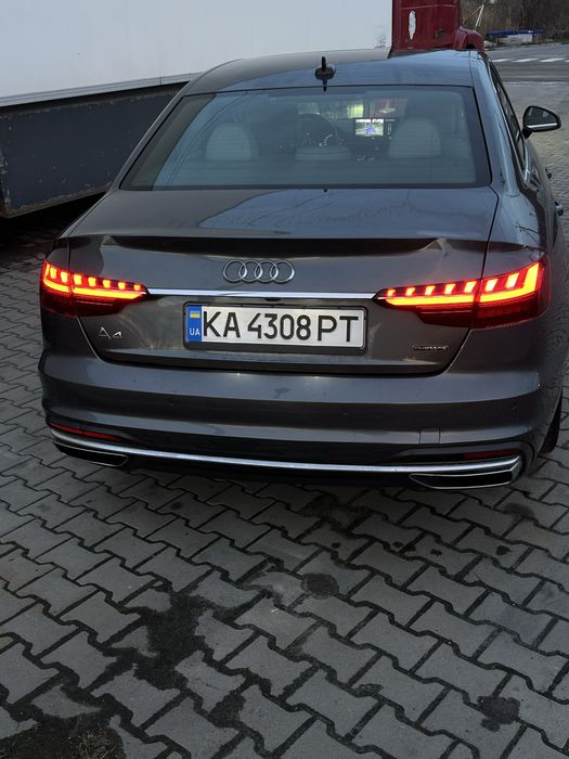 Продам Audi a4b9 2020 року
