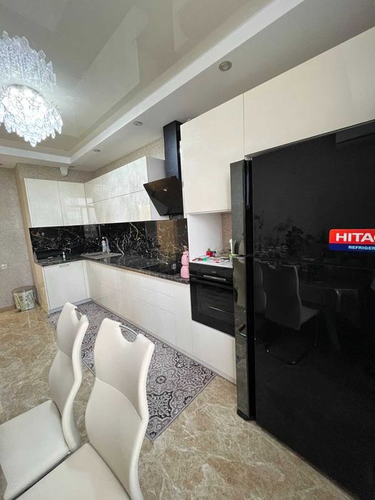 Просторная 3-к.квартира с готовым ремонтом в ЖК"Реал Парк" СК Стикон!