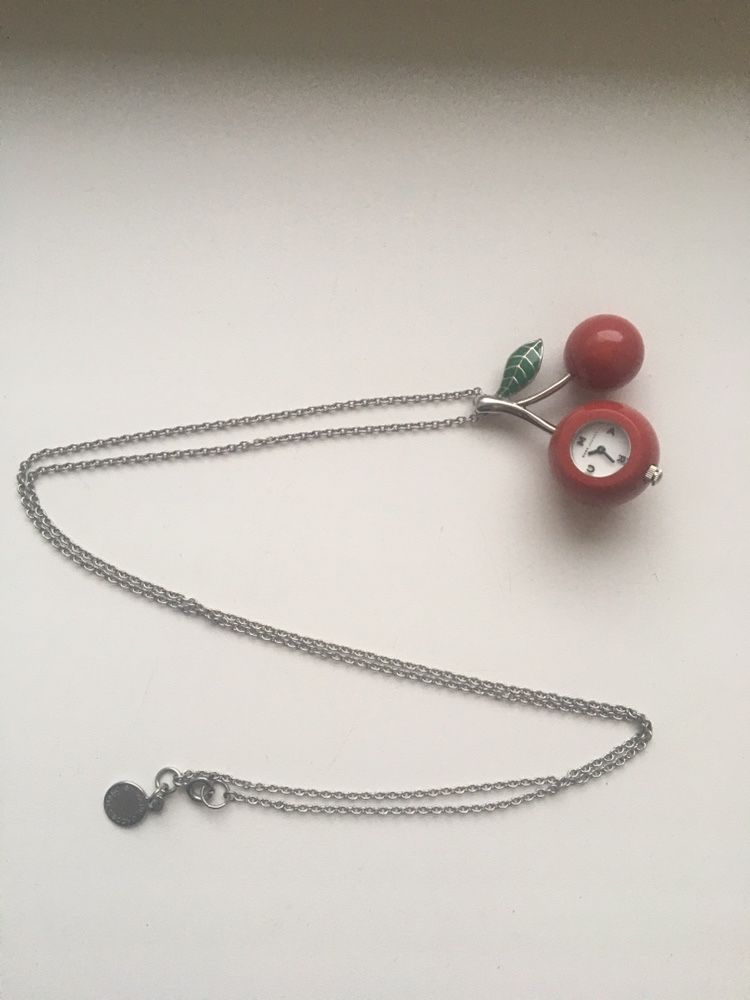 Годинник на ланцюжку Marc Jacobs Cherry