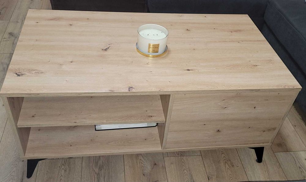 Stolik kawowy z szufladą
