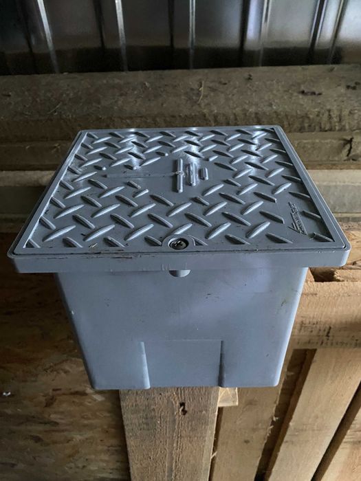 Fotowoltaika komponenty haki klemy łączniki śruby puszki Uziomy