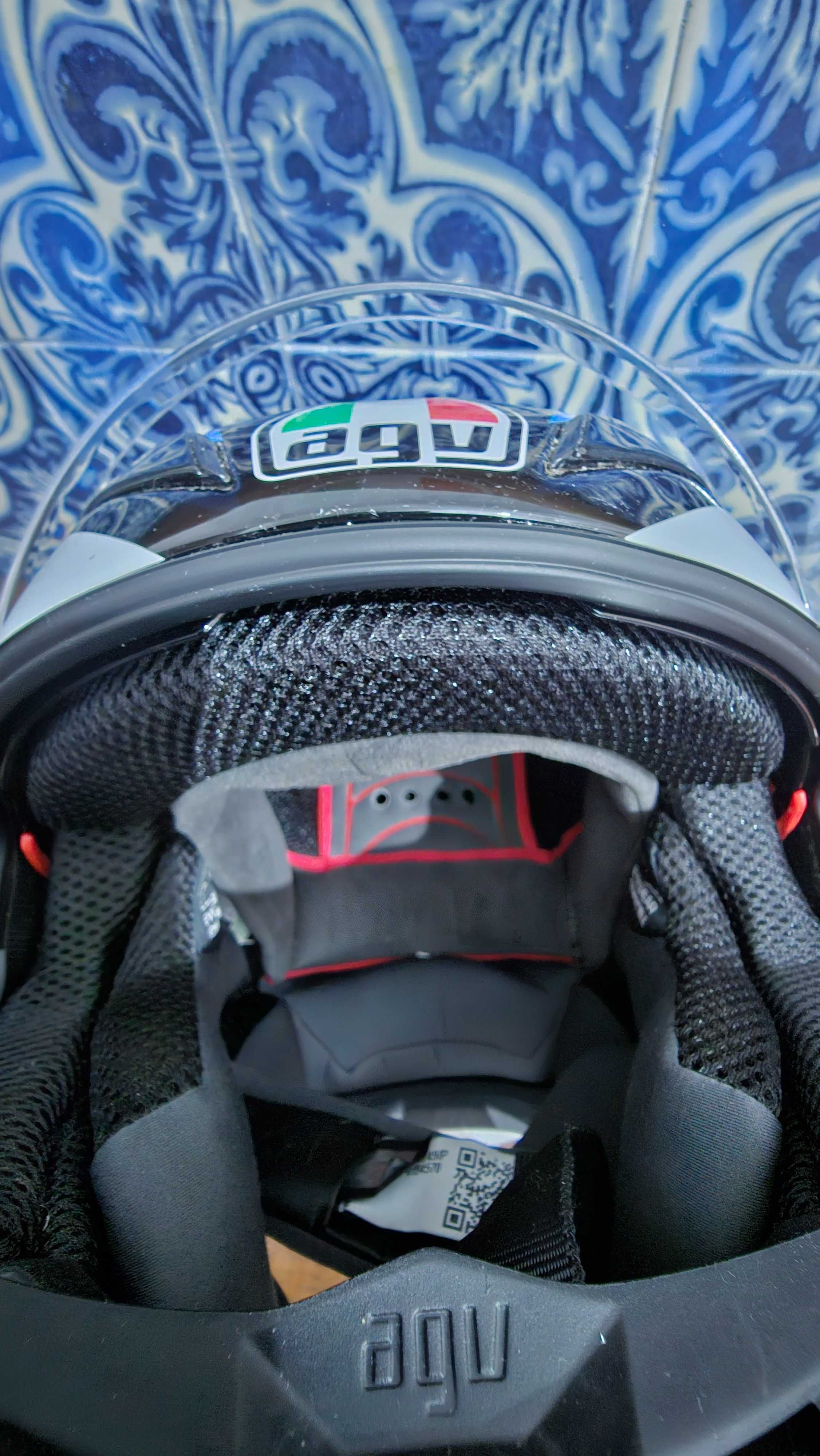 Capacete Agv K5S sem riscos ou marcas