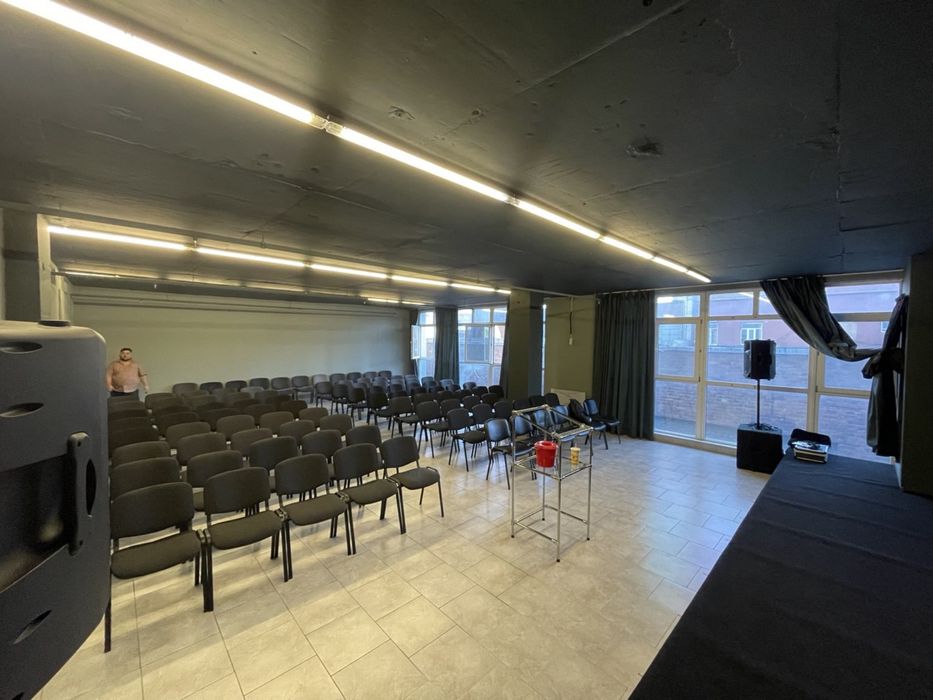 Оренда залу в Києві (м. Шулявська), на 100 місць