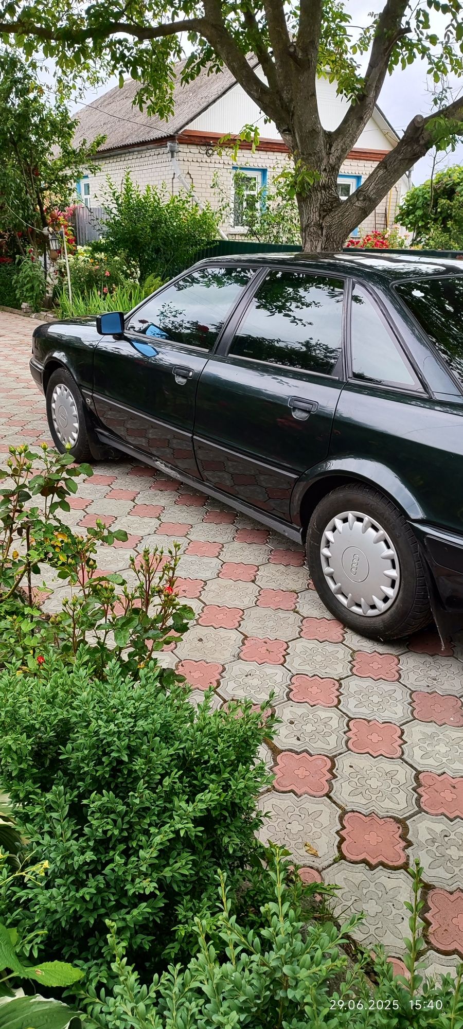 Продається автомобіль audi 80 B4