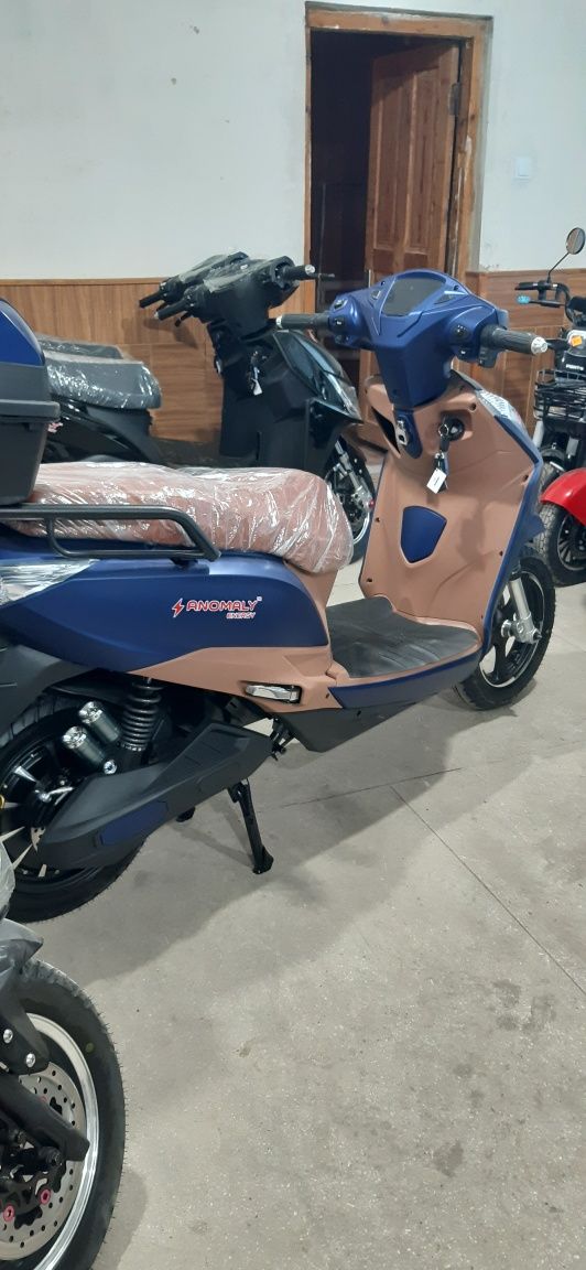 Електроскутер CS 2 Pro 3000w 32Ah літієва батарея