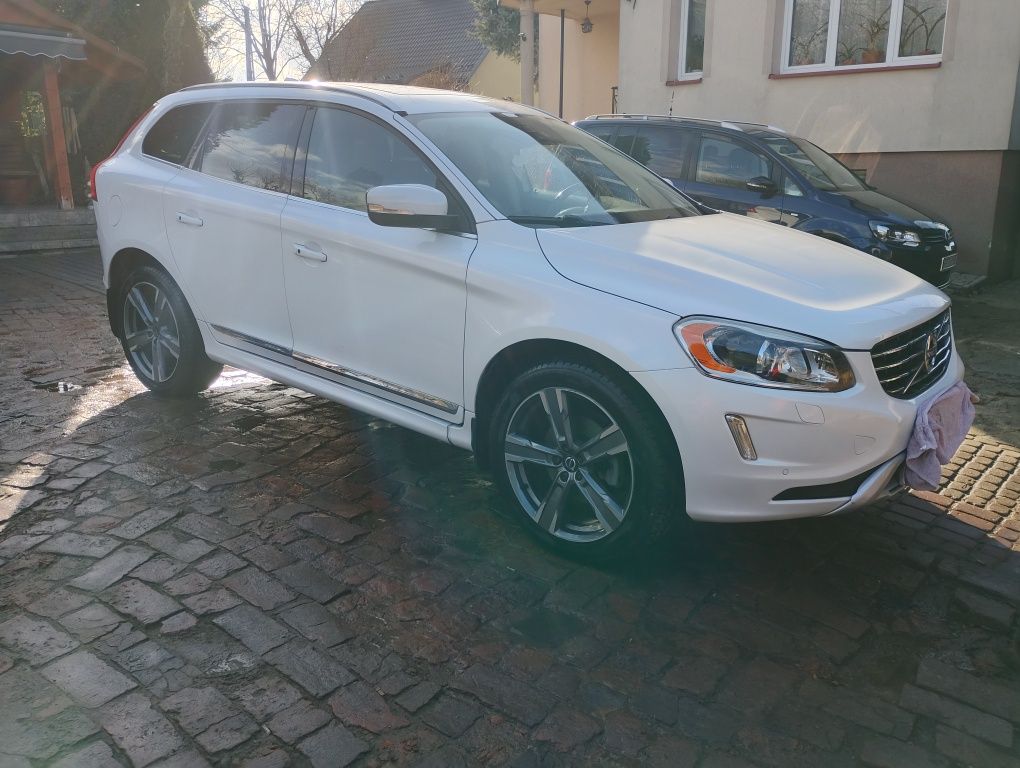 Volvo XC 60 T5 AWD