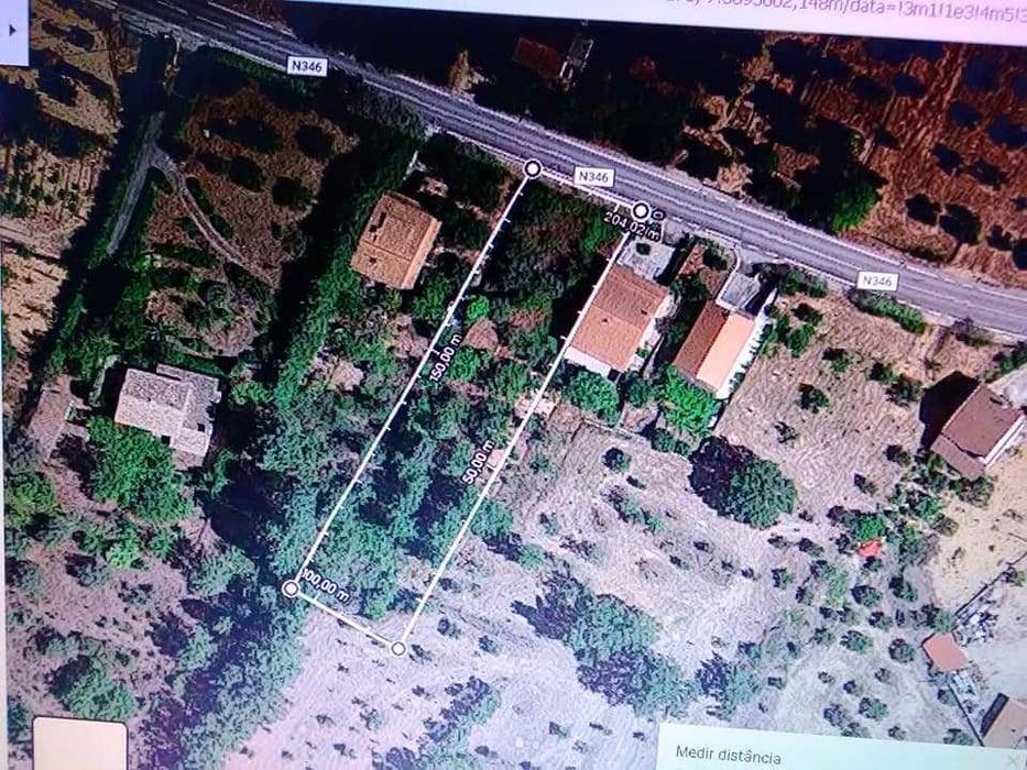 Lote de terreno para construção com 1.800m2 dentro do PDM do Fundão.