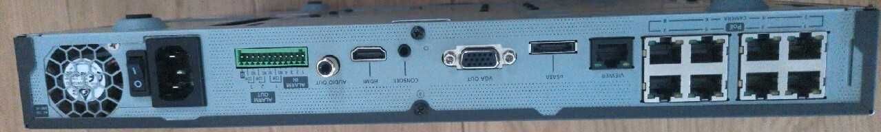 Sieciowy rejestrator wideo Samsung SRN-873S 8POE NVR 4TB
