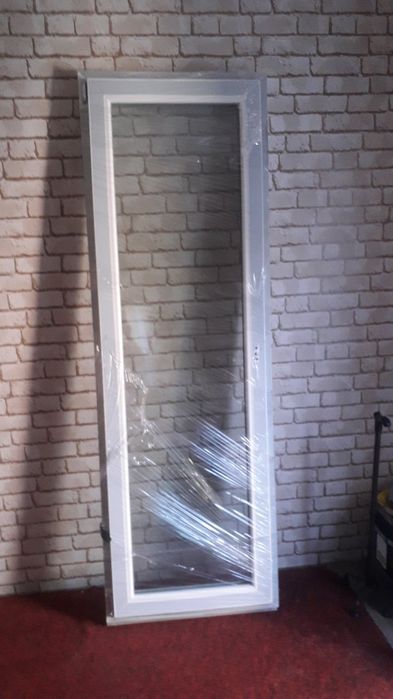 Металопластикова балконна дверь