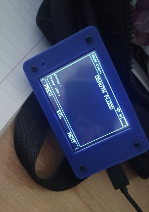 Bruce esp32 Z NAJNOWSZYM oprogramowaniem i z obudową