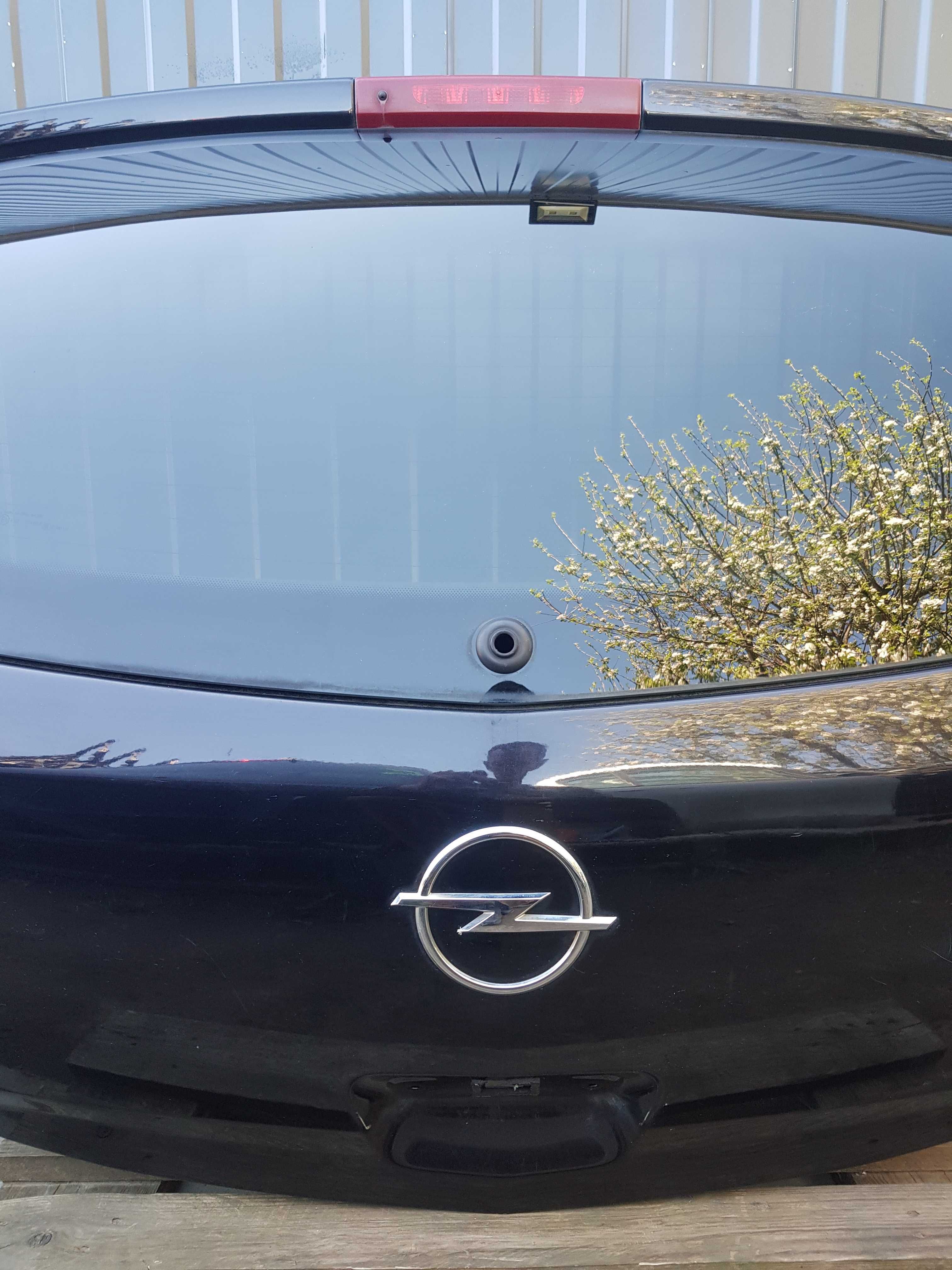Opel Corsa D Klapa Bagażnika Kolor Z20R 5 Drzwiowa