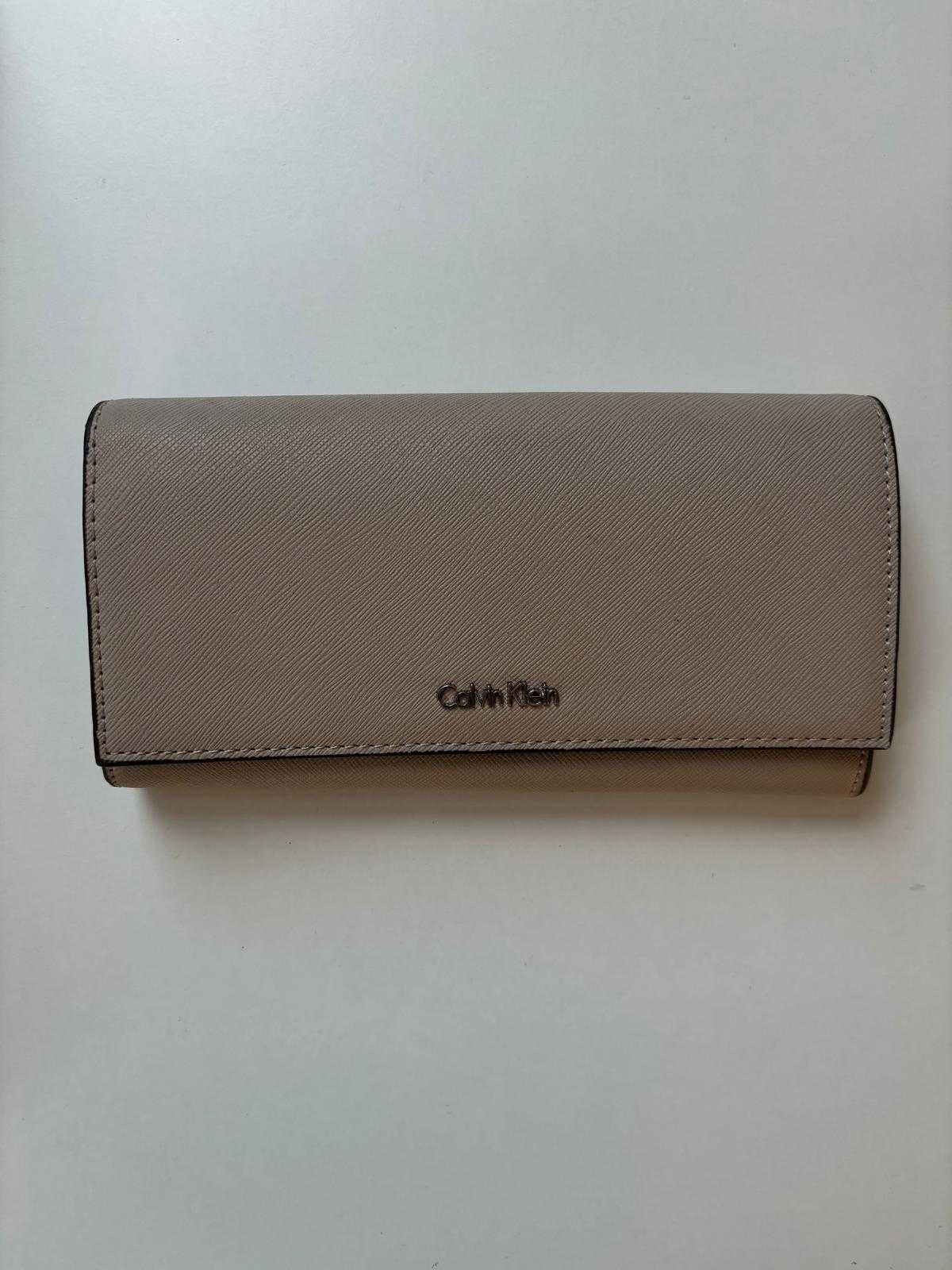 Nowy Portfel Calvin Klein