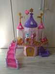 Zamek ślubny z figurkami My little pony Cadence