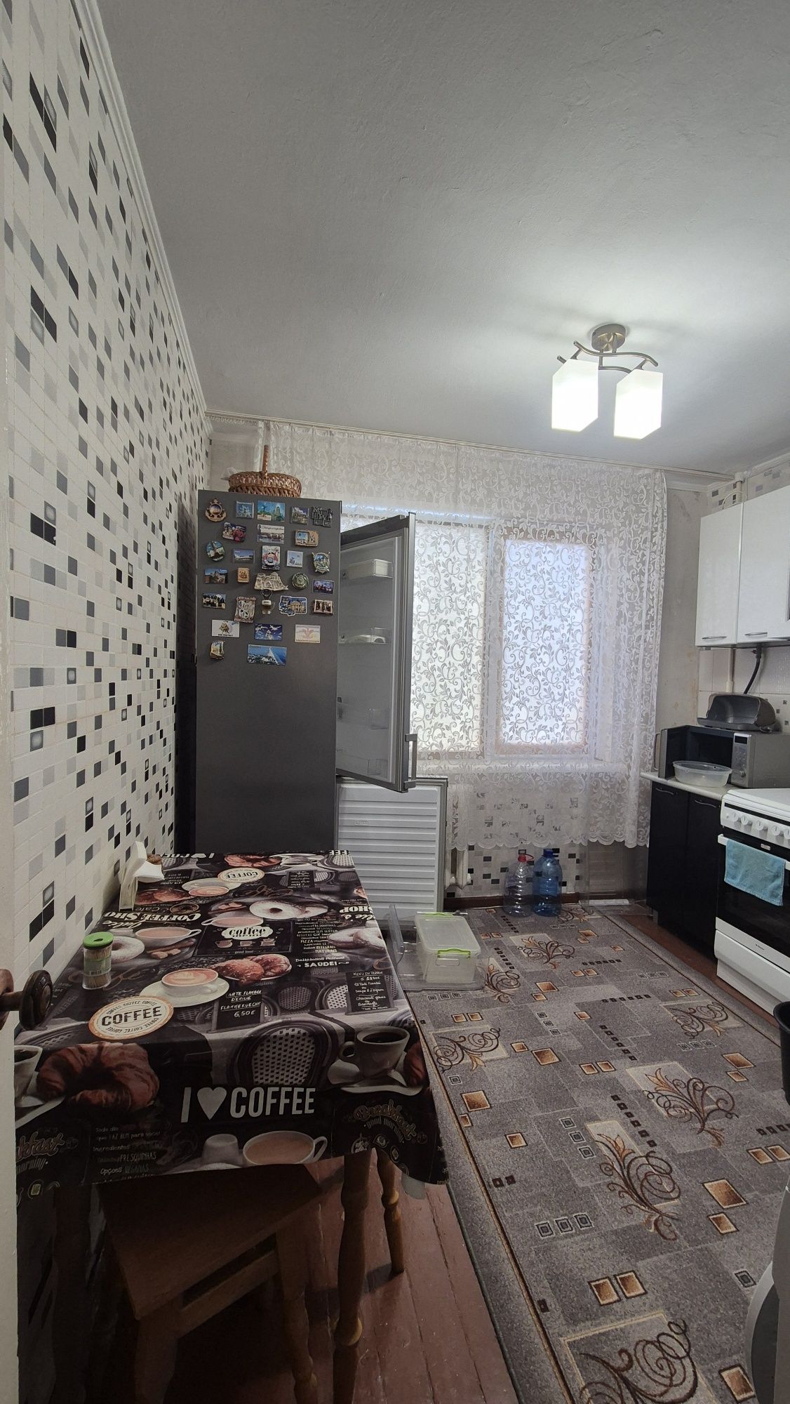 Продам двокімнатну квартиру (сел.Зарічне)