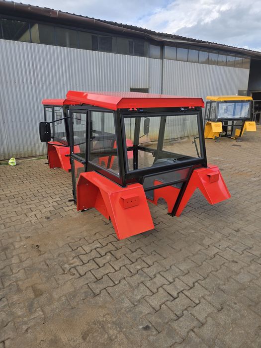 Kabina c360 c330 Maska c360 Kabina ciągnikowa C360 Nowość