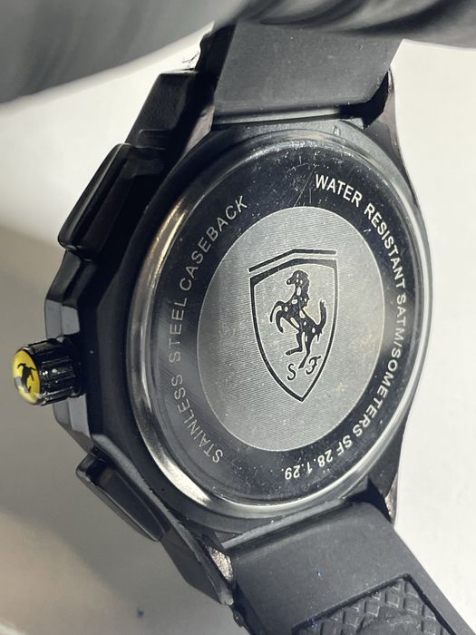 Годинник Ferrari