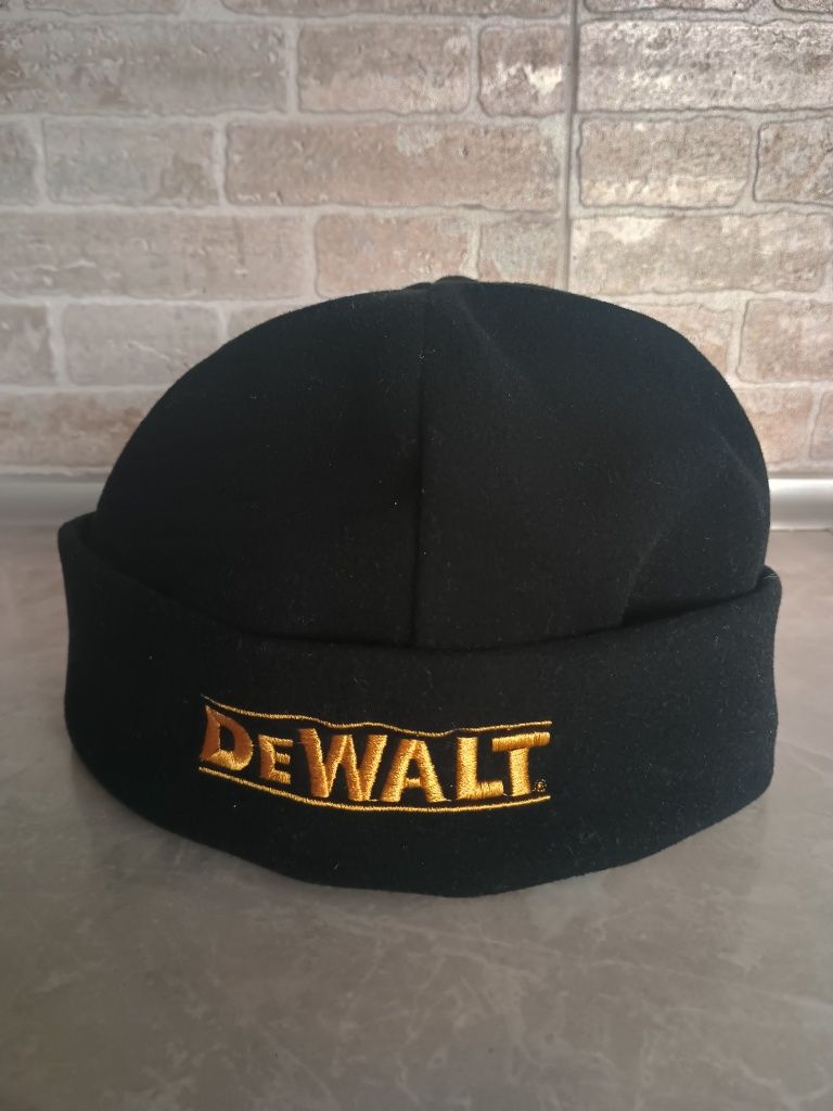 Шапка флісова 60-61 розмір DeWalt