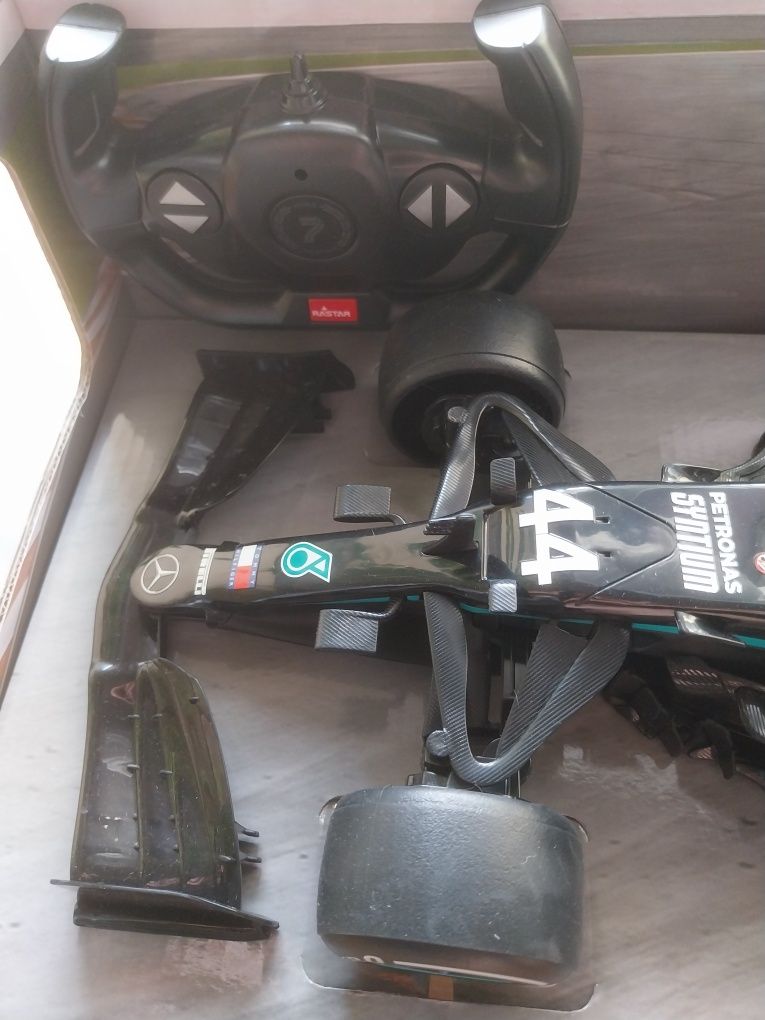 Auto zdalnie sterowane.Nowe
