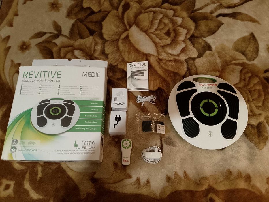 REVITIVE Circulation Booster MEDIC Массажер