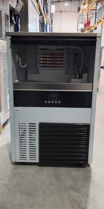 Máquina de Gelo de 40KG - NOVA