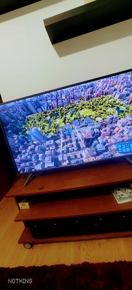 SMART TV Hisense 4K 49' + Móvel